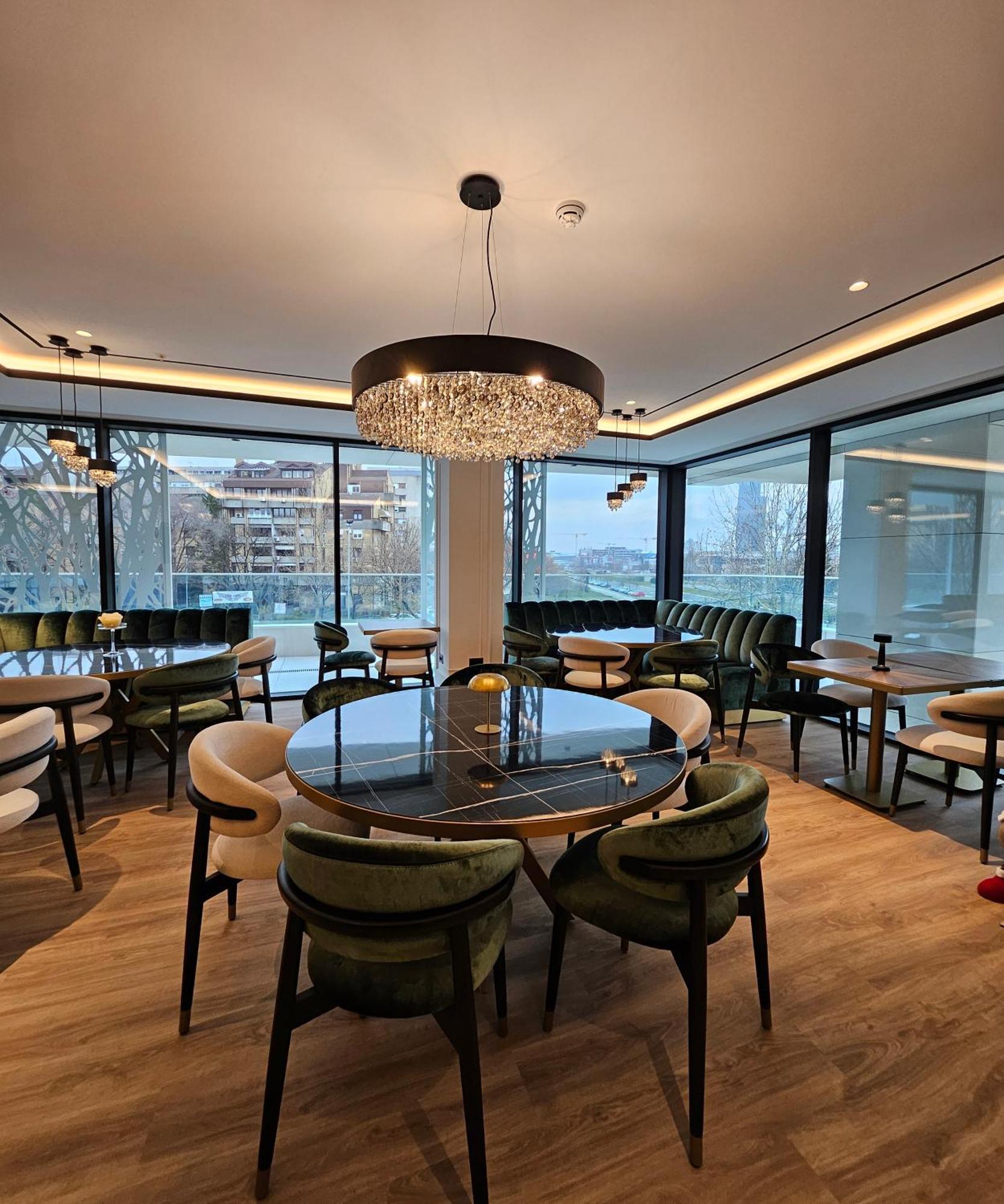 New Belgrade Premium Hotel Dış mekan fotoğraf
