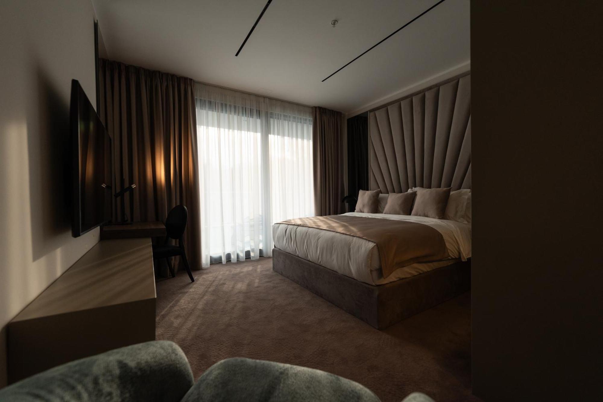 New Belgrade Premium Hotel Dış mekan fotoğraf